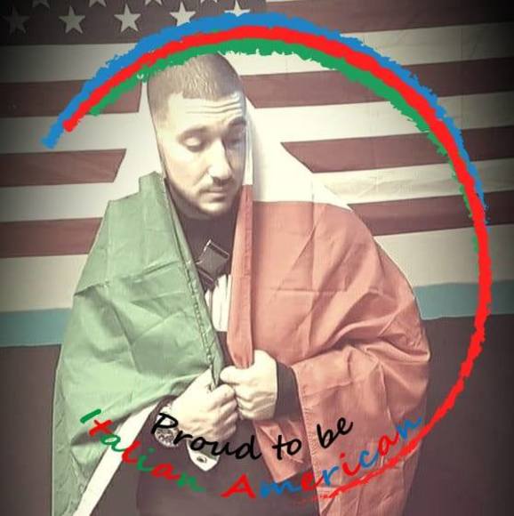 Profile Picture of Daniel Deperro (@danield717) on Poshmark