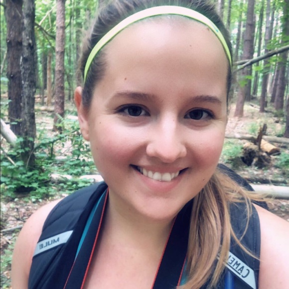 Profile Picture of Jamie Higgins (@jamiehiggins19) on Poshmark