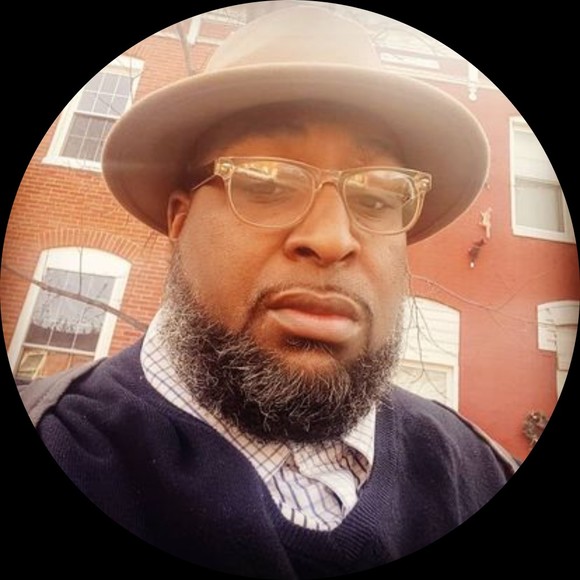 Profile Picture of Carlos Harris (@charris_78) on Poshmark