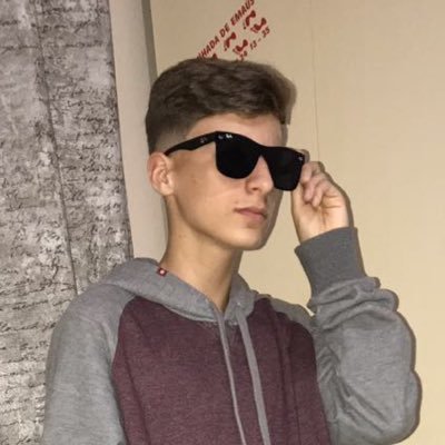 Profile Picture of Leozinho (@leo14pereira) on Twitter