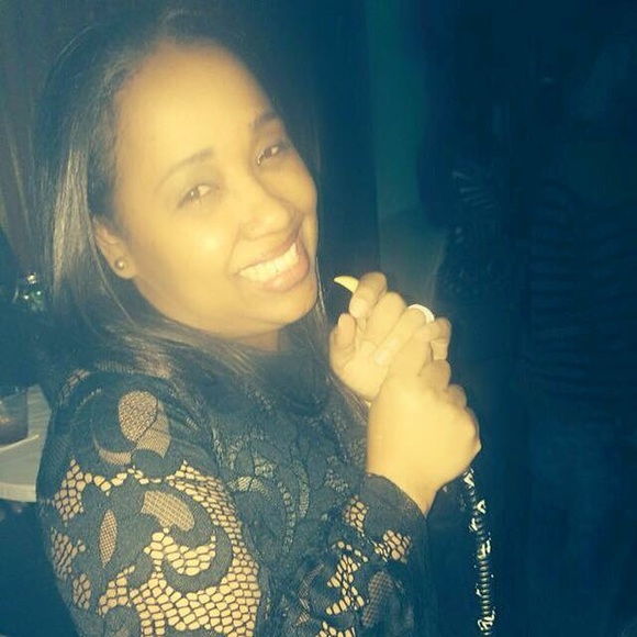 Profile Picture of Valentina Cabrera (@charo1416) on Poshmark