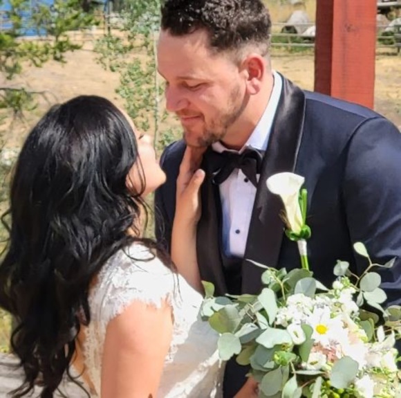 Profile Picture of Danielle Robb (@daniellerobb188) on Poshmark