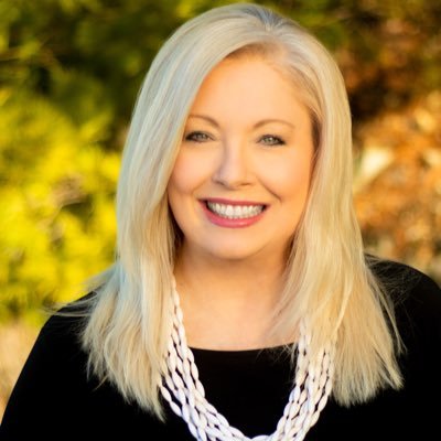 Profile Picture of Kelly Bradfield (@KellyBradfield1) on Twitter
