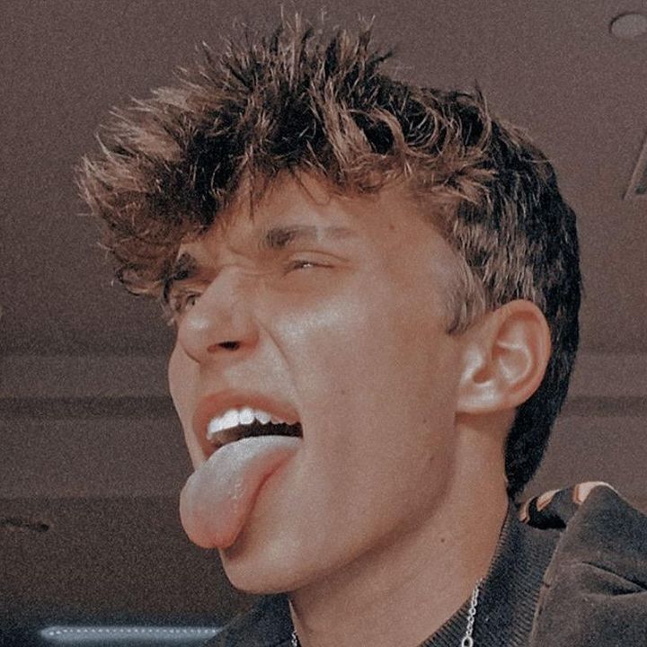 Profile Picture of below.richards (@below.richards) on Tiktok