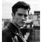 Profile Picture of Andrew Hallen (@i_am_kira00) on Instagram