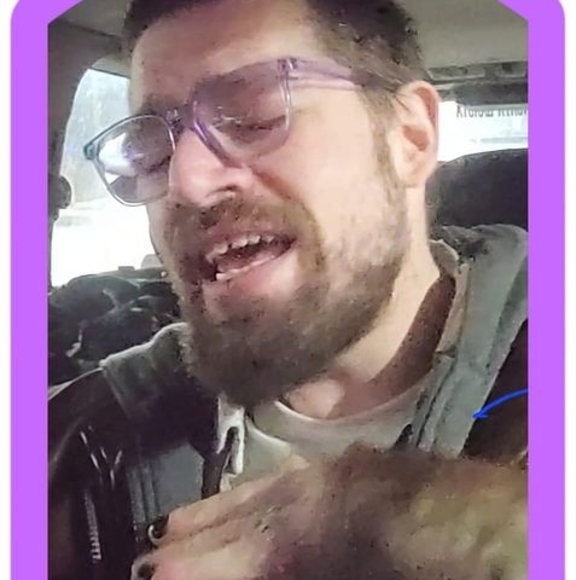 Profile Picture of Tyler Pedersen (@thewizardlytoke) on Poshmark