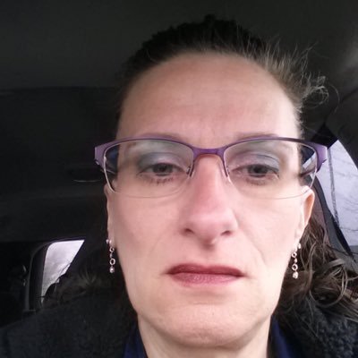 Profile Picture of Deborah Randall (@bzymomof9) on Twitter