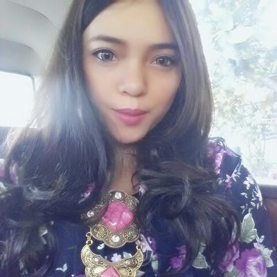Profile Picture of Nurtantri Saridewi  ♥ (@ntiinti) on Twitter