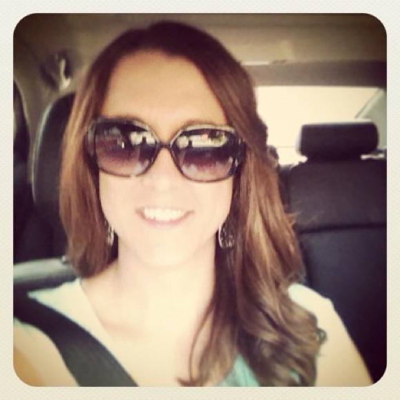 Profile Picture of Jodi Linkenhoker (@jlinkenhoker) on Poshmark