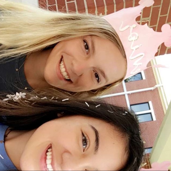 Profile Picture of Danielle Pasquini (@dpasquini) on Poshmark