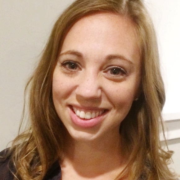 Profile Picture of Carrie Tannahill (@carrietannahill) on Poshmark