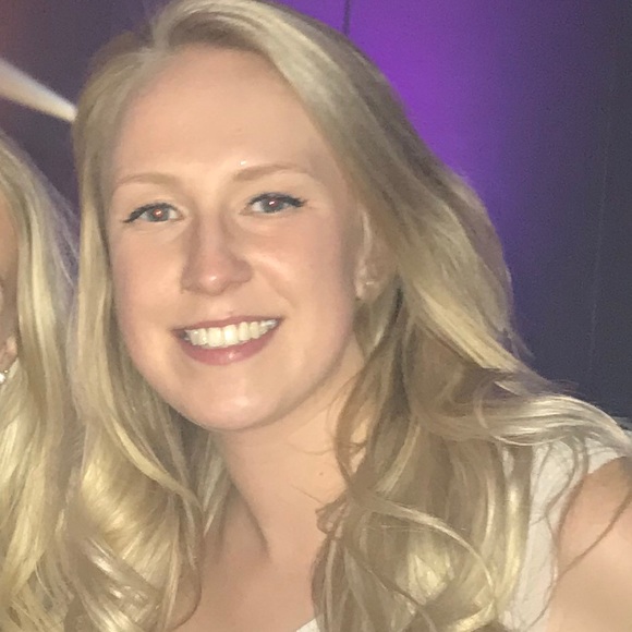 Profile Picture of Courtney Lydick (@courtneylydick) on Poshmark