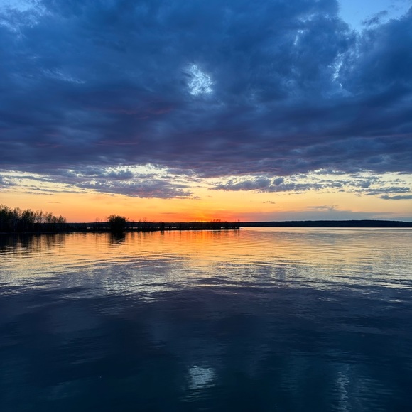 Profile Picture of Jada Hedican (@jadahedican) on Poshmark