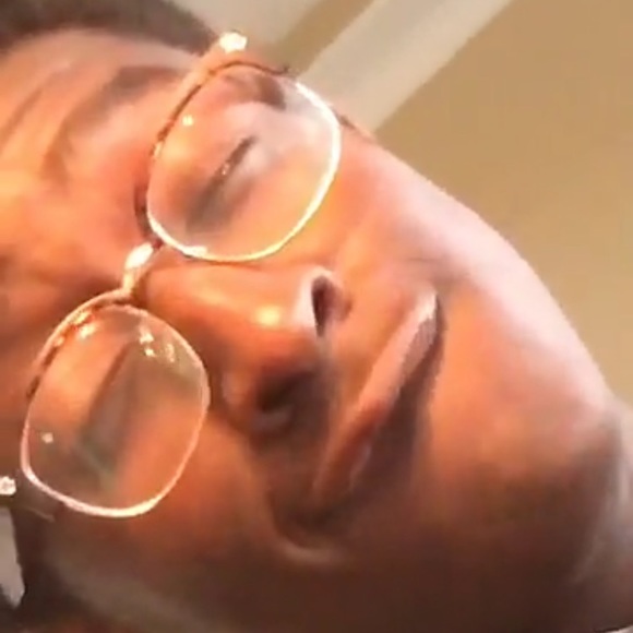 Profile Picture of Matthew Sanford (@mattsan2120) on Poshmark