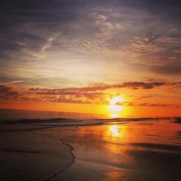 Profile Picture of Brenda Frutchey (@brendafrutchey) on Poshmark