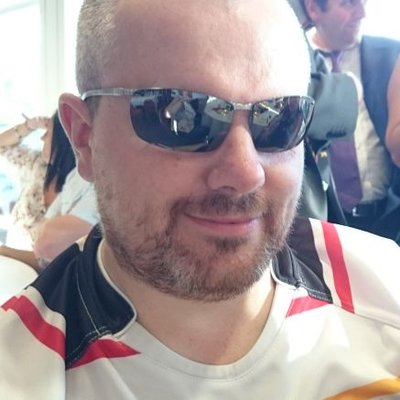 Profile Picture of Paul Mitchell ⚽ 🏈 🏉 🎸🎶 (@ukbronco) on Twitter