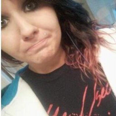 Profile Picture of Samantha Boardman (@SammiiiiiiJo) on Twitter