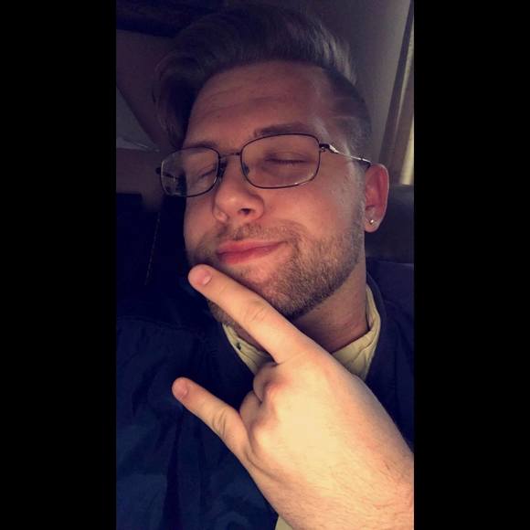 Profile Picture of Garrett Mitchell (@garrett851) on Poshmark