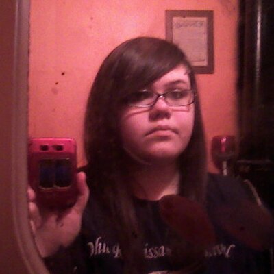 Profile Picture of Michelle Claxton (@MichelleFaye) on Twitter