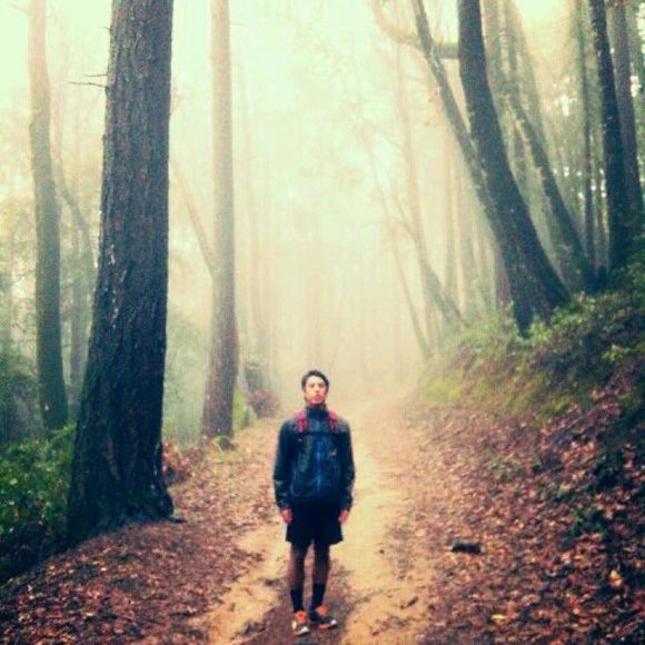 Profile Picture of Joel Hernandez (@joelhedz) on Poshmark