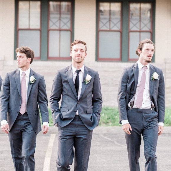 Profile Picture of Andy Eidemiller (@andyeidemiller) on Poshmark