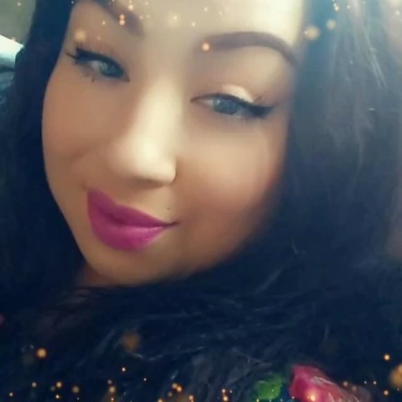 Profile Picture of Ruby Villalobos (@mialex0912) on Poshmark