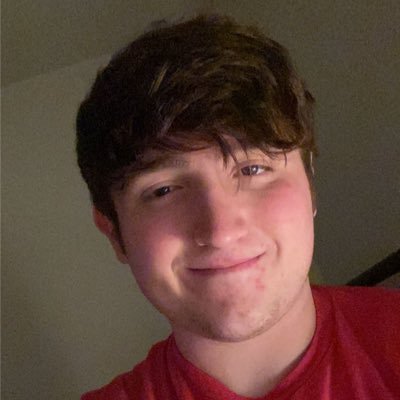 Profile Picture of Dyl🎧 (@DylanCantrell19) on Twitter