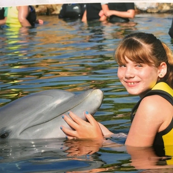 Profile Picture of Larene Szeszko (@mathpal) on Poshmark