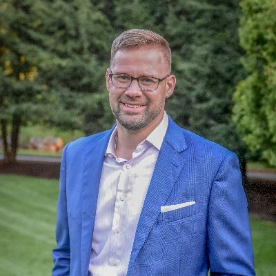 Profile Picture of Ralph Ragette | REALTOR® (@RalphRagette) on Twitter