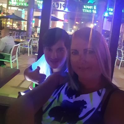 Profile Picture of Sharon Fowler (@sharonfowler69) on Twitter