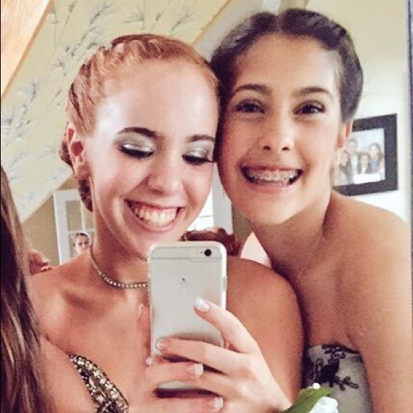 Claire Darman - Poshmark Profile Picture of Claire Darman (@clairedarman) on Poshmark