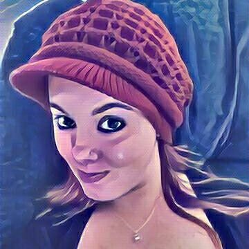 Profile Picture of Cassandra Webster (@Gorgeous_Grape) on Twitter