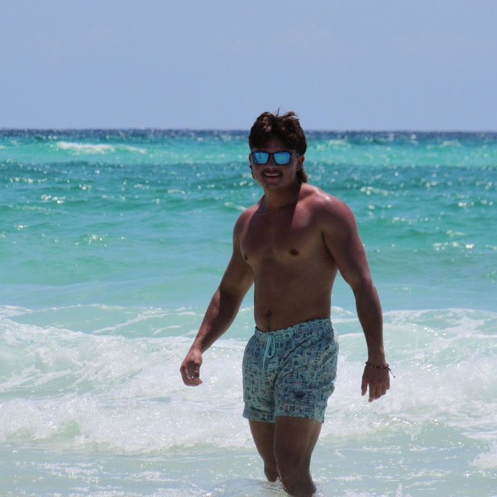 Profile Picture of Adam (@admzaragoza) on Tiktok