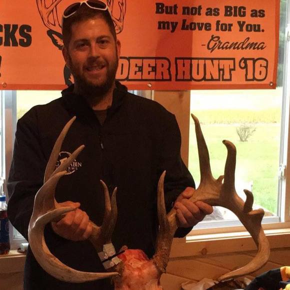 Profile Picture of Keith Holtz (@beerguy49) on Poshmark