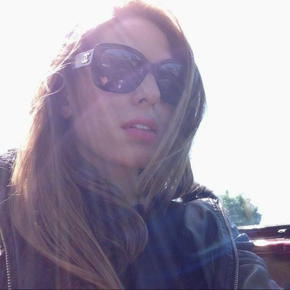 Profile Picture of Hannah Macnamee (@hannah0011) on Poshmark