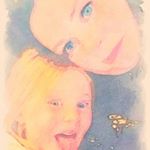 Profile Picture of April Benoit (@aprildbenoit) on Instagram