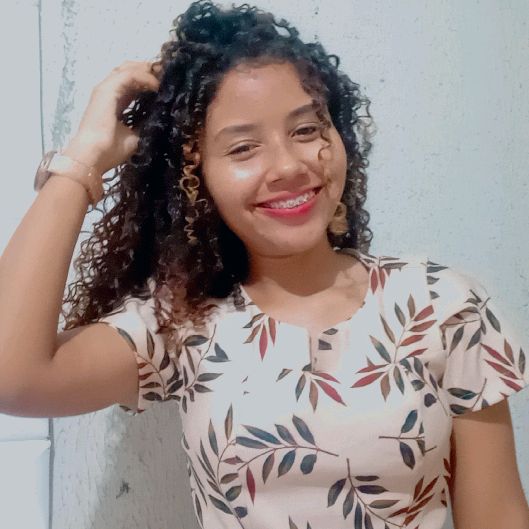 Profile Picture of Denise Freire_Ofc (@cantoradenisefreire_ofc) on Tiktok