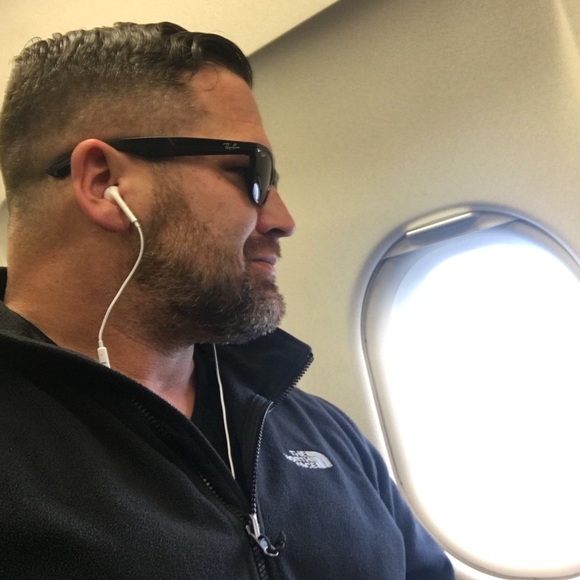 Profile Picture of Peter Jacobson (@newportviking) on Poshmark