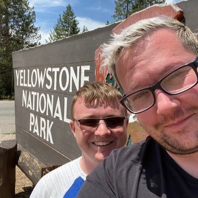 Profile Picture of Richard&Zach | Lifestyle Vloggers (@richardandzach) on Twitter