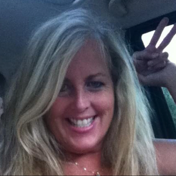 Profile Picture of Lee Chase (@dloc) on Poshmark