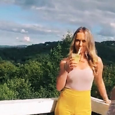 Profile Picture of Jillian Crouse (@jillian_crouse) on Twitter