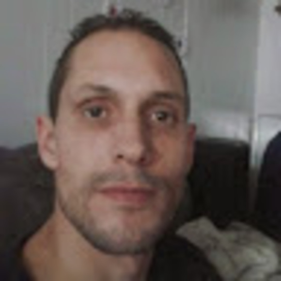 Profile Picture of Jean Savard (@gaeljeans) on Poshmark