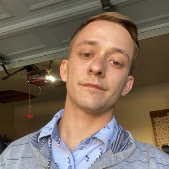 Profile Picture of Austin Walker (@austinwalker659) on Poshmark