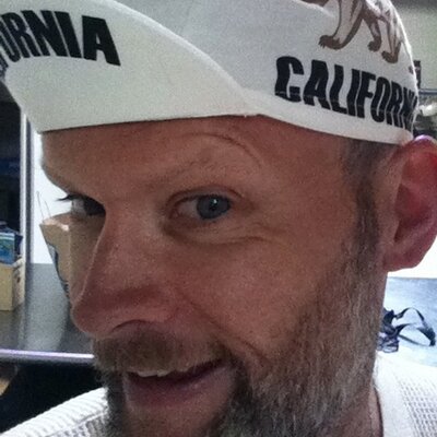 Profile Picture of John Hinds (@JohnHindsframes) on Twitter