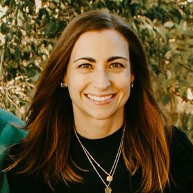 Profile Picture of Emily Andrews (@emilylhandrews) on Pinterest