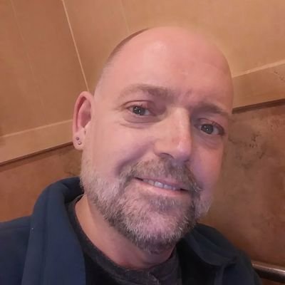 Profile Picture of 💥Ed Langlois💥 (@edzie73) on Twitter