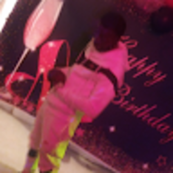 Profile Picture of Levar Fulton (@ljfulton80) on Poshmark