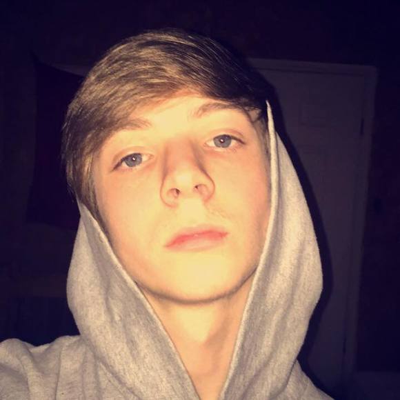 Calogero Deanecelli - Poshmark Profile Picture of Calogero Deanecelli (@deanecellic) on Poshmark