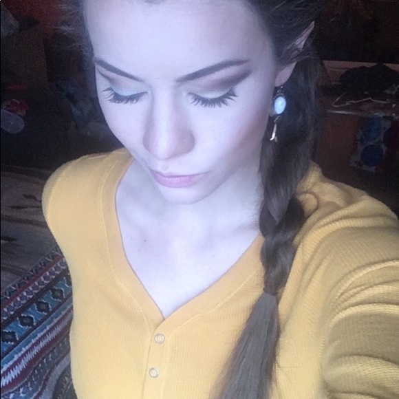 Profile Picture of Marcy Eberley (@marcy_eberley) on Poshmark