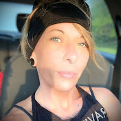 Profile Picture of Shannon Veiders (@shannonklos) on Youtube